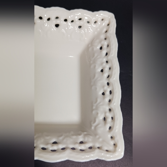 Cream Lace Pattern Skye McGhie fine porcelan bowls, set of 3 - Picture 6 of 6